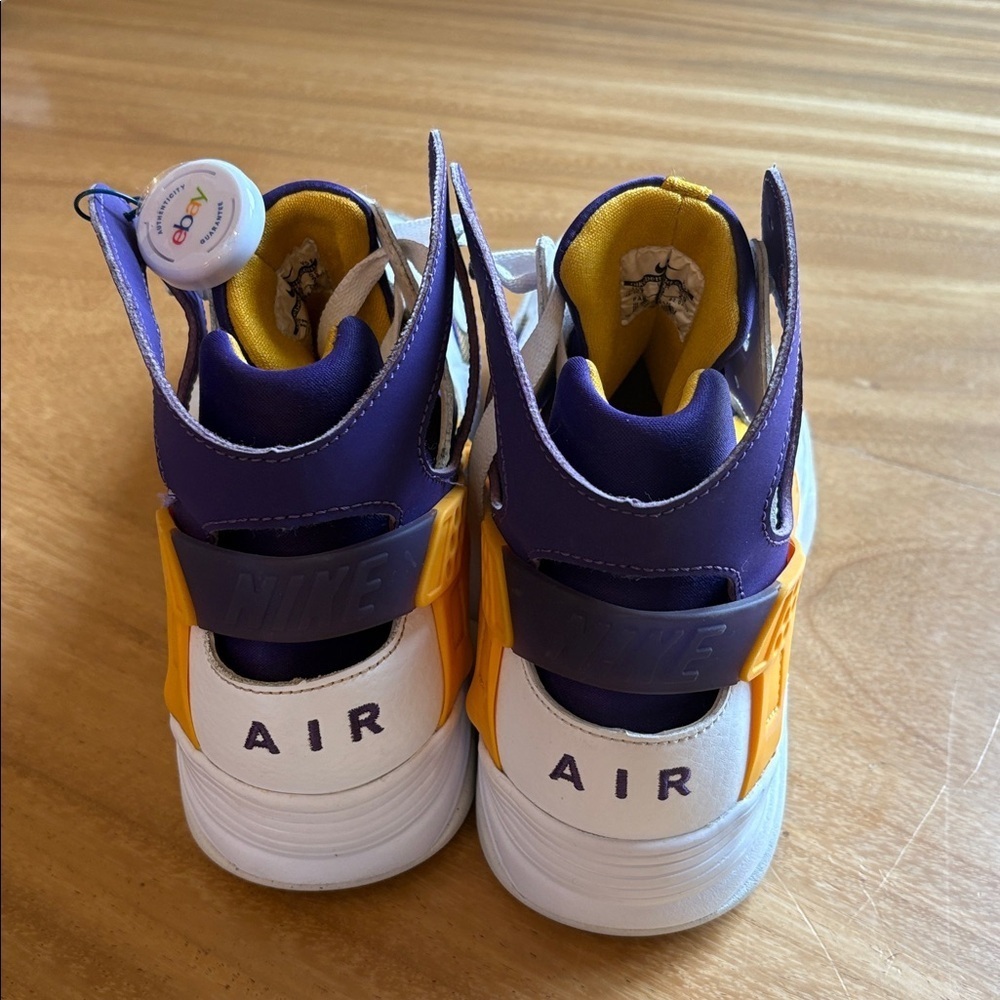 Nike Air Hurache Lakers Colors - Picture 3 of 8